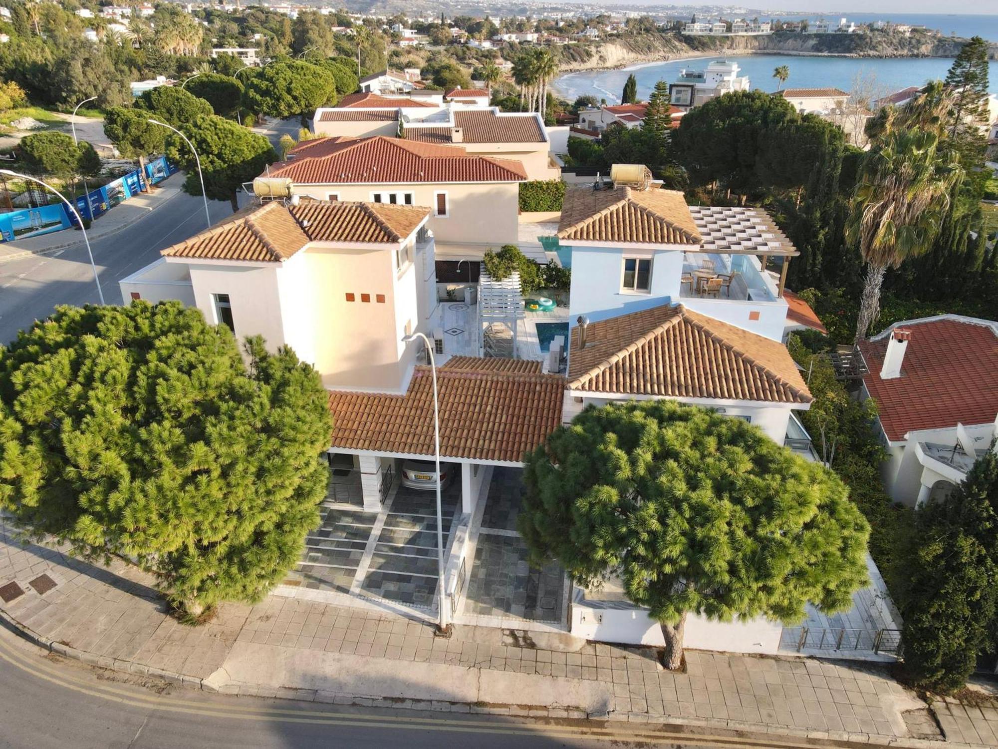 Coral Azure Villa Paphos Exterior photo